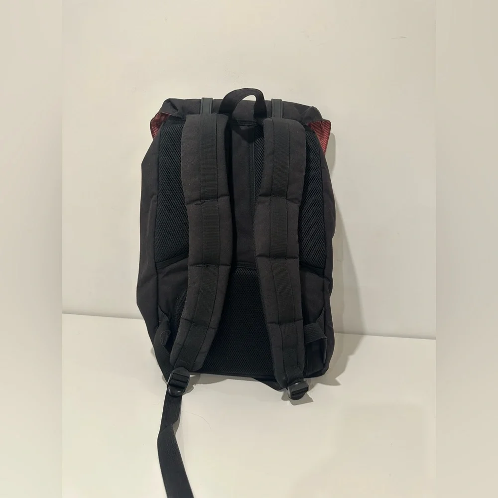 herschel little america backpack (older version )